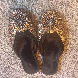 Slip on// slides // Sandals// Shoes// slippers sz8